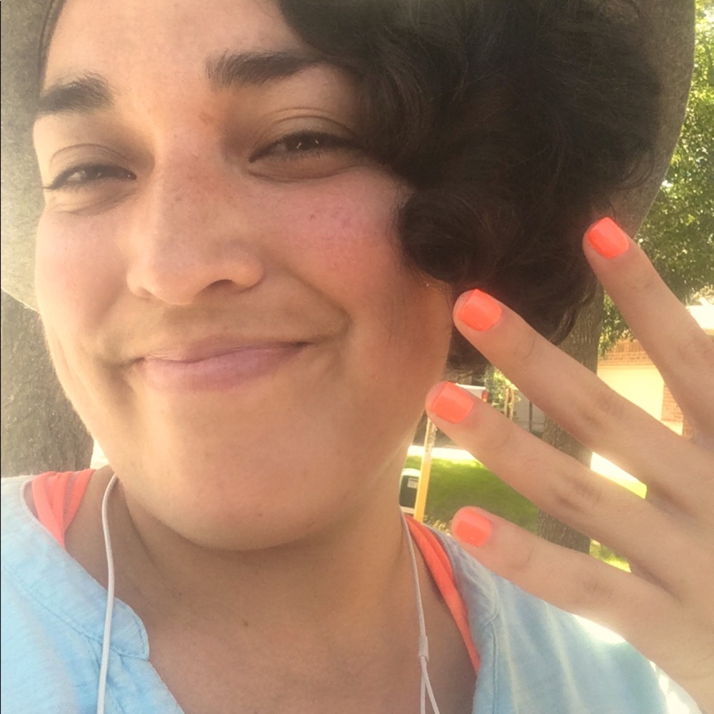 Meet your Posher, Sarah